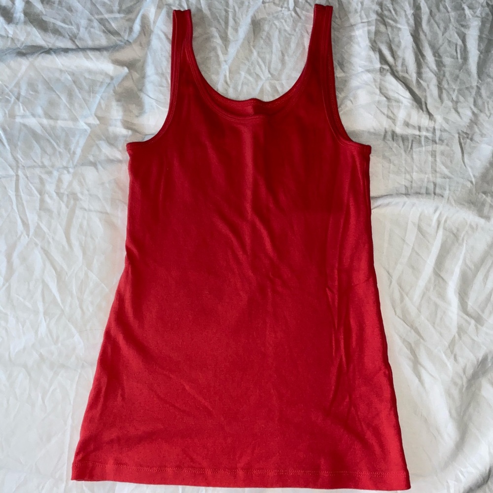 red tank top